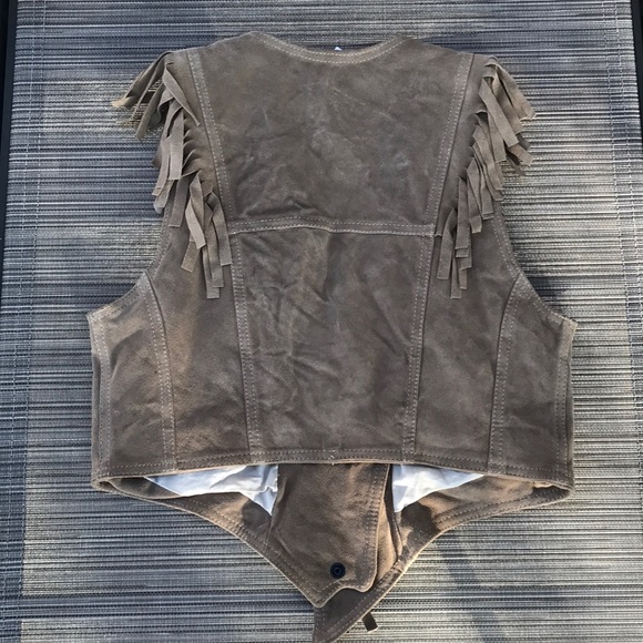 NWT LF Please Leather Suede Fringe Crop Vest - Picture 10 of 10